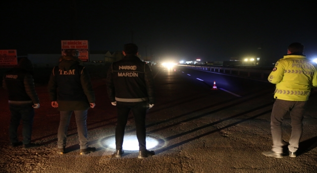 Mardin’de polis ekipleri yeni yılı görevlerinin başında karşılıyor