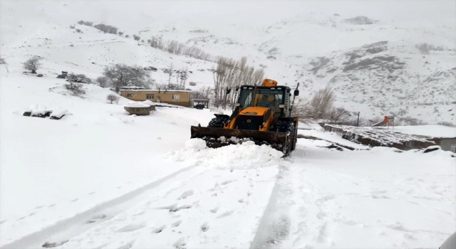 Bingöl, Şırnak ve Siirt’te 106 yerleşim yerine kar nedeniyle ulaşılamıyor