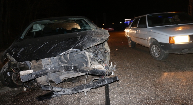 Adıyaman’da otomobilin şarampole devrilmesi sonucu 4 kişi yaralandı