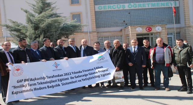 Batman’da üzüm üreticilerine budama eğitimi 