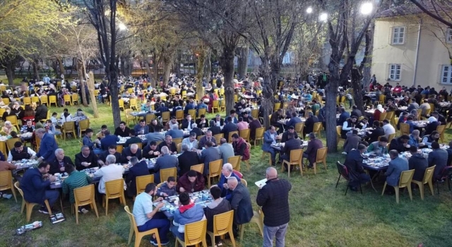 Gaziantep’teki ŞANLIDER’den iftar ve kan bağışı programı