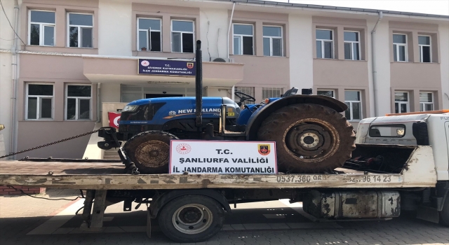 Gaziantep’te çalınan traktör, Şanlıurfa’da tarla sürülürken ele geçirildi
