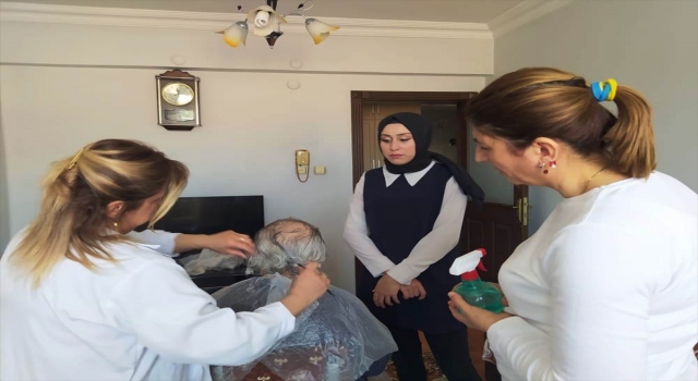 Birecik HEM’den yaşlılara özel bakım