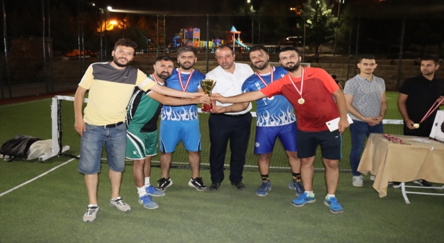 Midyat’ta ayak tenisi turnuvası sona erdi