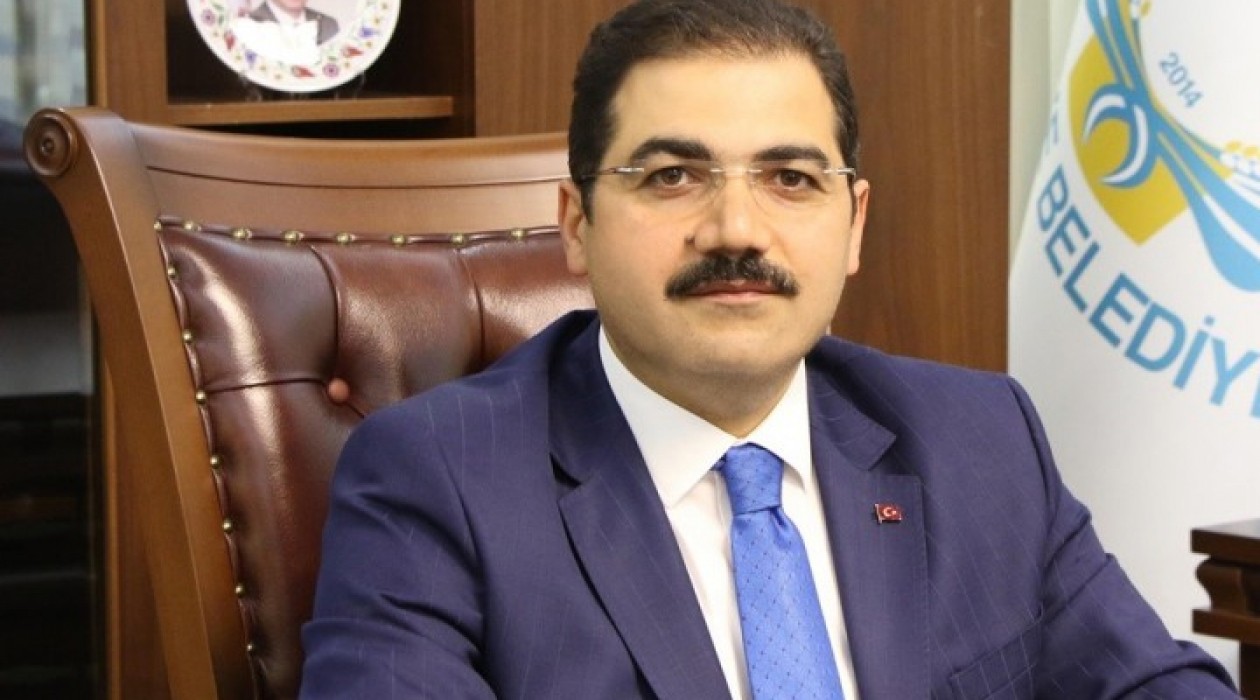 Canpolat: Dualarımız salgının bitmesi için