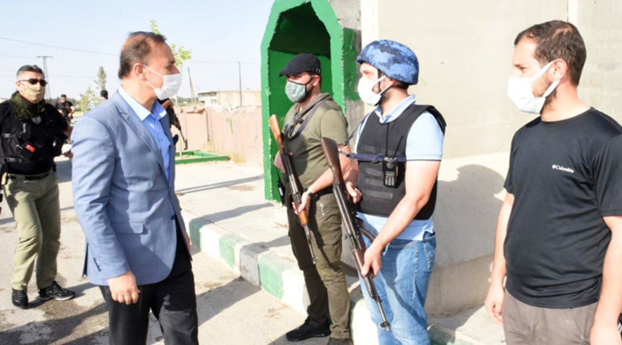 Vali  Erin Mehmetçikle bayramlaştı