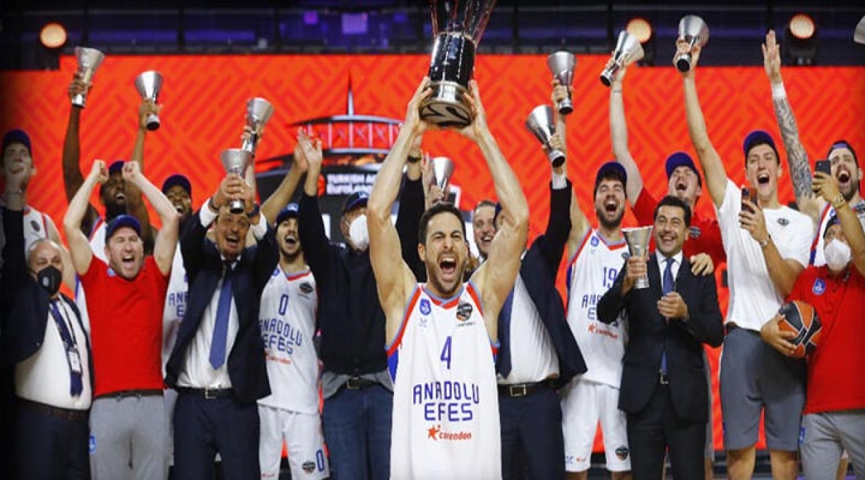 Avrupa Ligi'nde şampiyon Anadolu Efes!