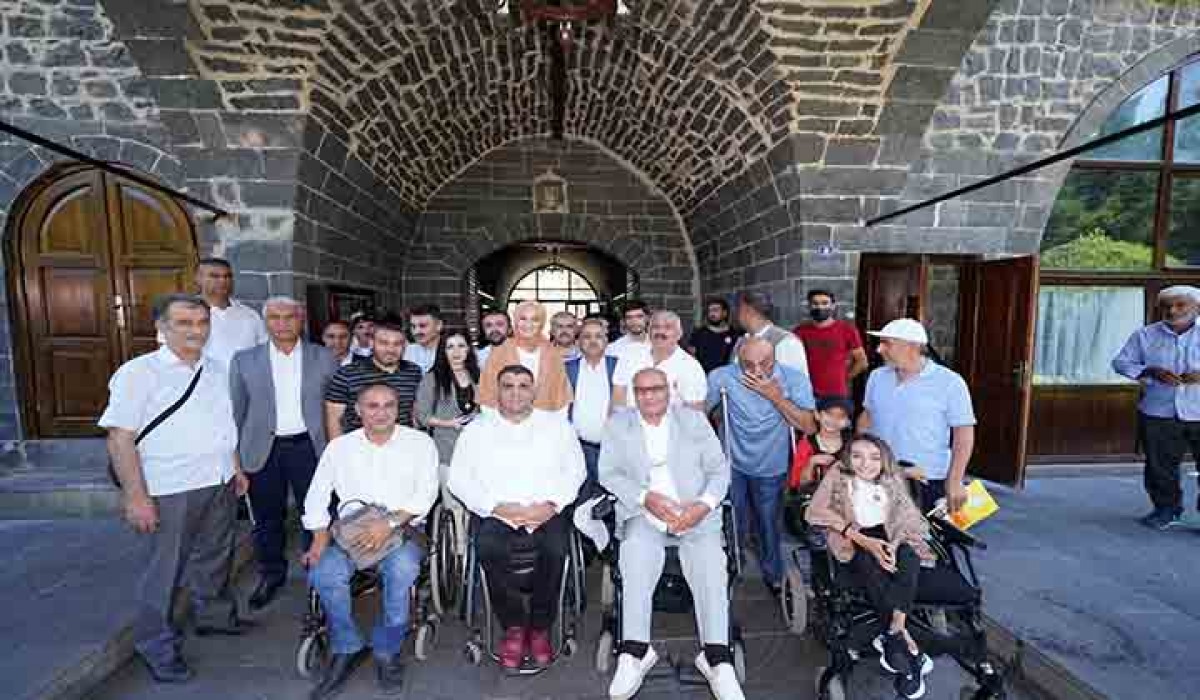 Başkan Çakmak, Engelli Dernekleri ile bir araya geldi