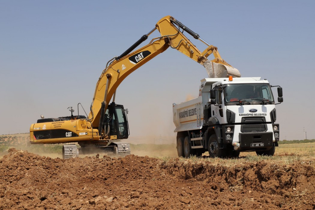 Karaköprü’de yeni yollar hizmete hazırlanıyor