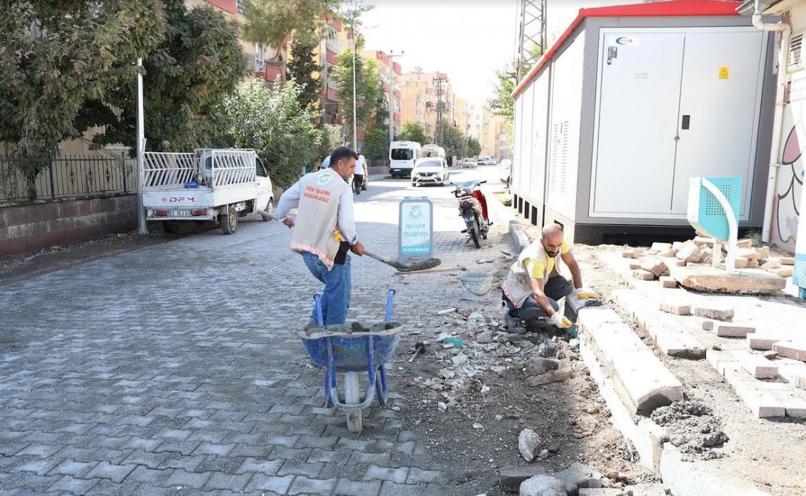 Haliliye Belediyesi üst yapı çalışmalarını denetliyor