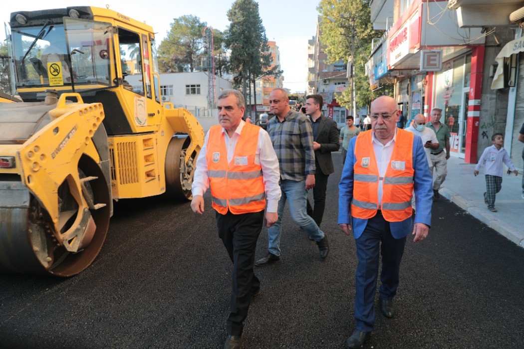 Beyazgül Birecik’te Yürütülen Asfalt Çalışmalarını İnceledi