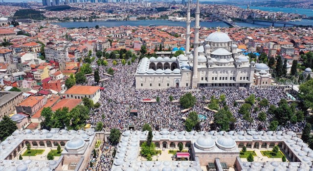 Mahmut Ustaosmanoğlu son yolculuğuna uğurlanıyor