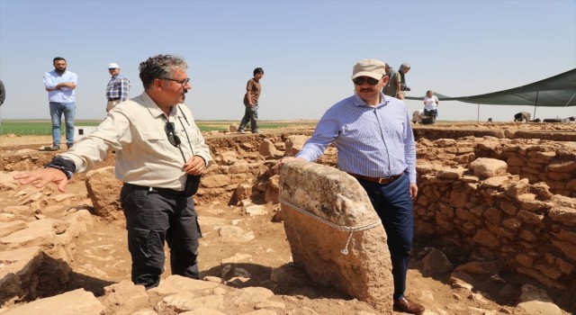 Urfa Valisi Salih Ayhan Sefertepe'yi ziyaret etti