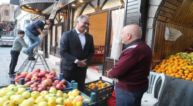 Kuş esnafın taleplerini dinledi