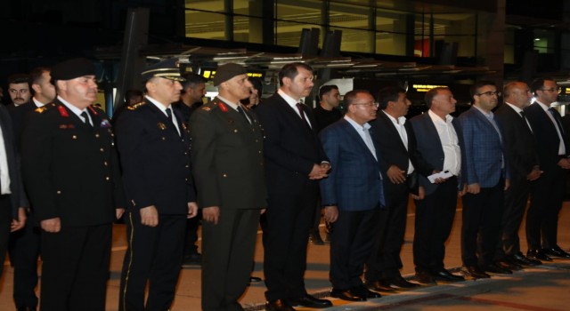 Urfa protokolü Cumhurbaşkanı’nı uğurladı