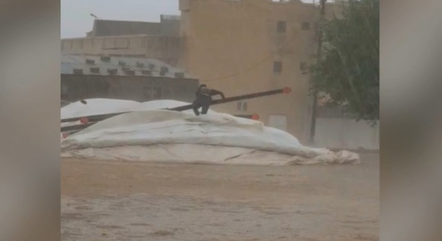 Şanlıurfa’da yağmur sürprizi