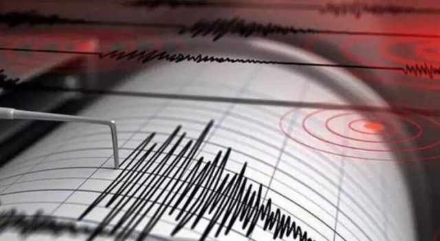 7 Şiddetinde Deprem Meydana Geldi...