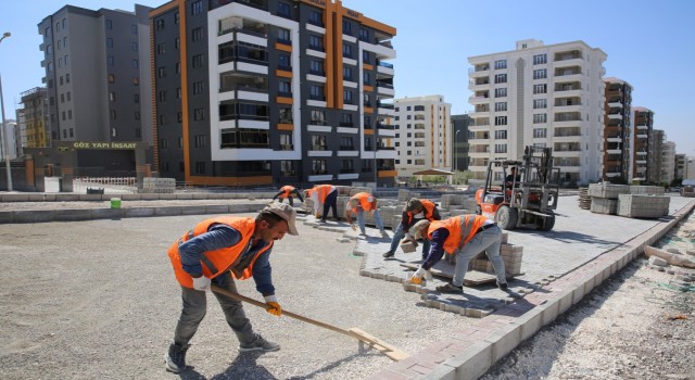 Karaköprü’de iki mahalleye kilitli parke taşı döşeniyor