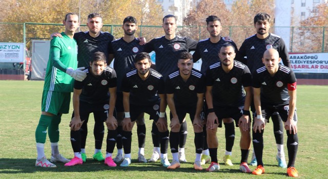 Karaköprü Belediyespor, Sivas Dört Eylülspor’u 4-1 mağlup etti