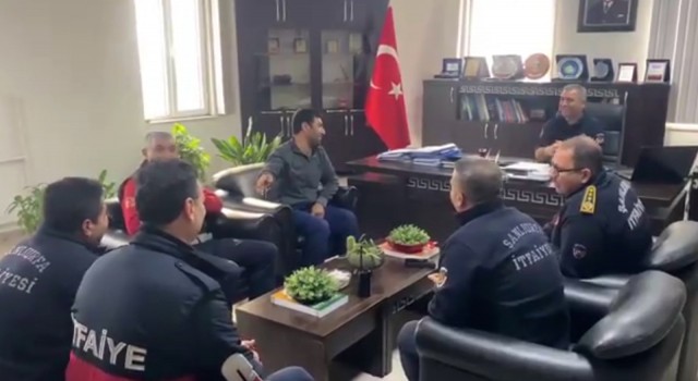 Şanlıurfa’da göçük altından kurtarılan işçi, itfaiye ekiplerine teşekkür etti