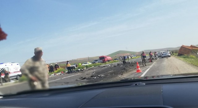 Şanlıurfa’da korkunç kaza: 4 kişi hayatını kaybetti