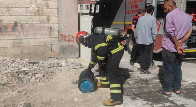 Eyyübiye’de çıkan yangın itfaiye ekipleri tarafından söndürüldü