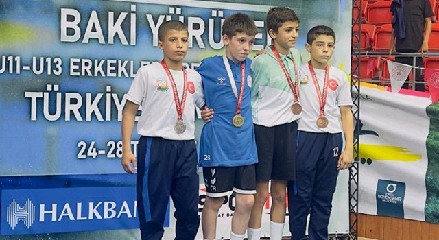 Şanlıurfa Büyükşehir Belediyesi sporcuları Türkiye Güreş Şampiyonası’nda başarı elde etti