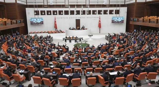 Ankara Kulisleri Bunu Konuşuyor: 4 Milletvekili ve 20 Belediye Başkanından Sürpriz Katılım Kararı