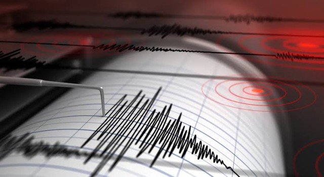 Adana’nı 3,9 Büyüklüğünde Deprem