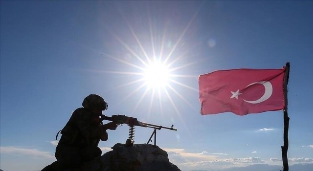 TSK'nın Irak ve Suriye Operasyonlarında 6 PKK/YPG'li Etkisiz Hale Getirildi