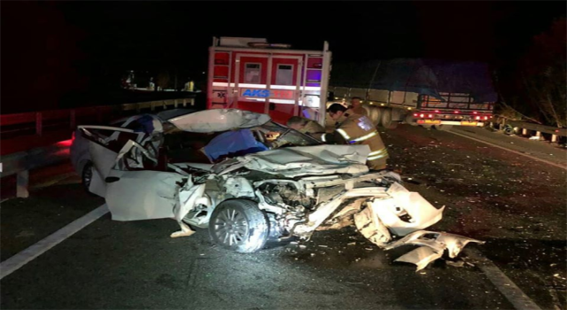 Şanlıurfa’da Otomobil ile TIR Çarpıştı: 1 Ölü, 1 Yaralı