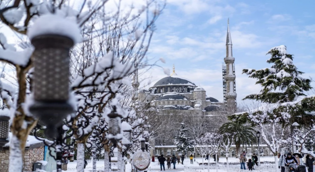 AKOM’dan Kar Uyarısı: İstanbul’da Sıcaklıklar Düşüyor