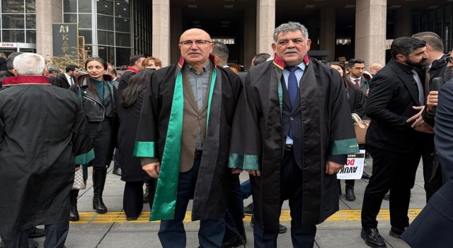 CHP’li Mahmut Tanal Adalet Nöbetine Katıldı