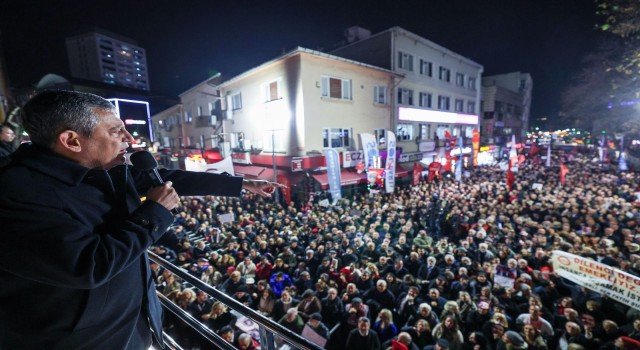 Özgür Özel Kağıthane’de Konuştu: “Getirin Sandığı, Kararı Millet Versin”
