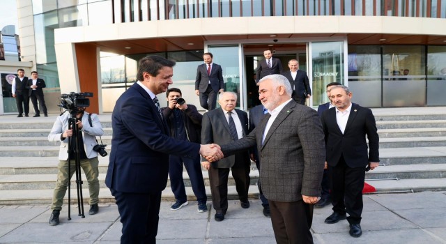 SP Lideri Arıkan, HÜDA PAR Genel Başkanı Yapıcıoğlu ile Görüştü!