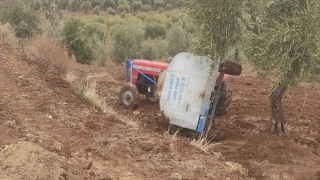 Gaziantep’te devrilen traktörün altında kalan sürücü öldü
