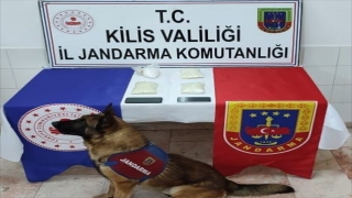 Kilis’te uyuşturucu operasyonunda yakalanan iki şüpheli tutuklandı