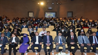 Diyarbakır’da ”Şehre Dair” konferansı yapıldı