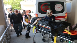 Adıyaman’da devrilen otomobildeki 3 kişi yaralandı