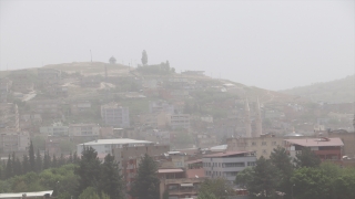 Şırnak ve Siirt’te toz taşınımı etkili oluyor