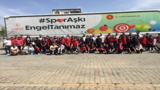 Özel gereksinimli öğrenciler için spor malzemesi taşıyan tır Batman’a ulaştı