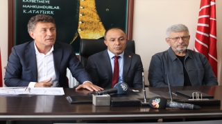 CHP milletvekilleri Sarıbal ve İslam Siirt’te temaslarda bulundu