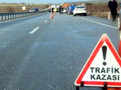 Urfa’da çeyizi götürüyordu, kaza yaptı