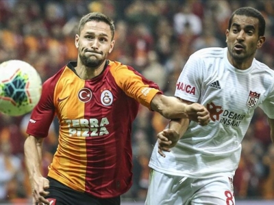 Galatasaray 5 maç sonra güldü