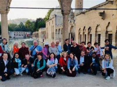 Yabancı turistlerin Urfa çıkarması