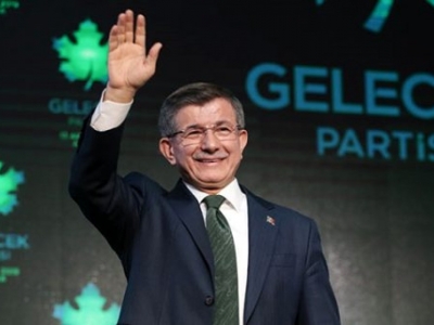 Davutoğlu'nun kurucuları arasında yer aldığı yeni parti Ankara'da kuruldu