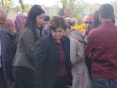 PKK'lı teröristin cenazesine katılan HDP'li başkan tutuklandı