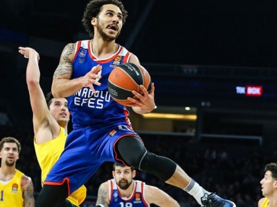 Anadolu Efes ile Maccabi FOX kozlarını İstanbul'da paylaşacak