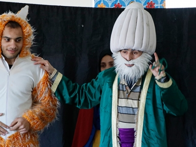 Köy çocukları için tiyatro ekibi kurdular