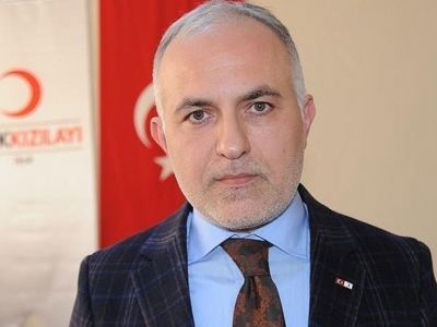 Kızılay başkanı, tepki görünce paylaşımı sildi